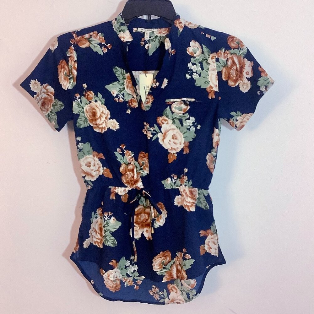 Navy Top Peplum Floral Short Sleeve Small Mileage NWT